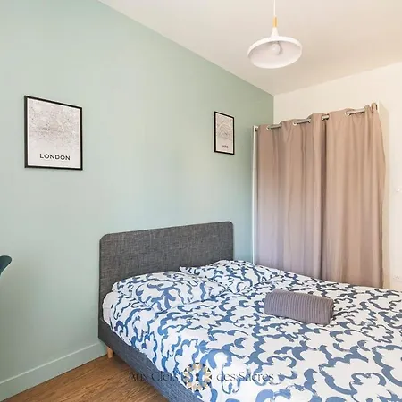 Duplex 3 Rue De L'equerre 아파트 *