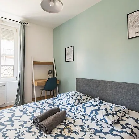 Duplex 3 Rue De L'equerre Apartment *